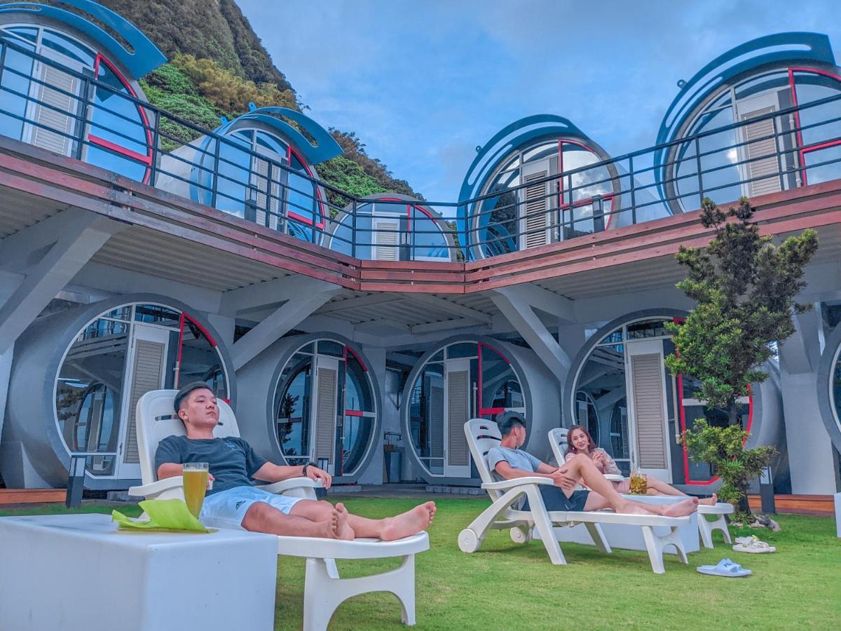 Tube18 Bed & Breakfast Lyudao Bagian luar foto